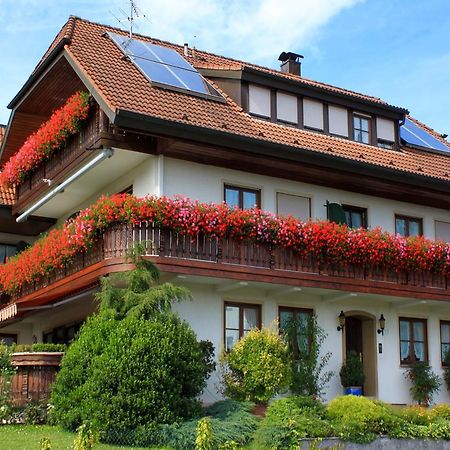 Gaestehaus Mayer-Bartsch เมียร์สบวร์ก ภายนอก รูปภาพ