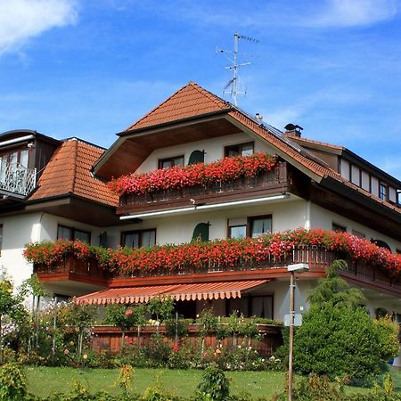 Gaestehaus Mayer-Bartsch เมียร์สบวร์ก ภายนอก รูปภาพ